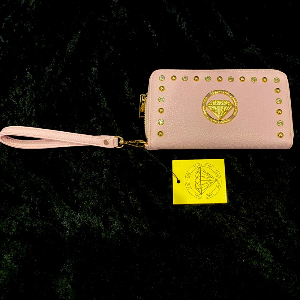Traci Lynn - Diamond Wristlet